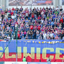 E9AD74D2 0F9F 4AFD 98EB D97996BD70C1