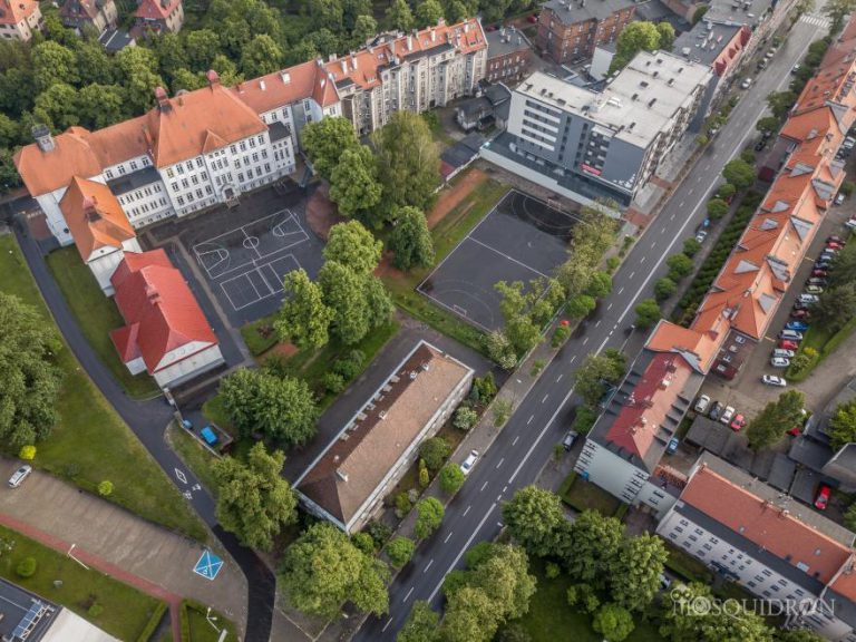 Nowa hala sportowa i budynek szkolny przy ul. Konarskiego