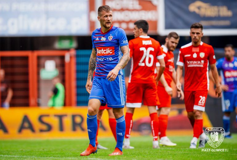 Piast zmiażdżył Miedź i nie obawia się BATE