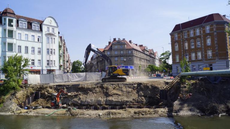 Most na ul. Wrocławskiej przeszedł do historii