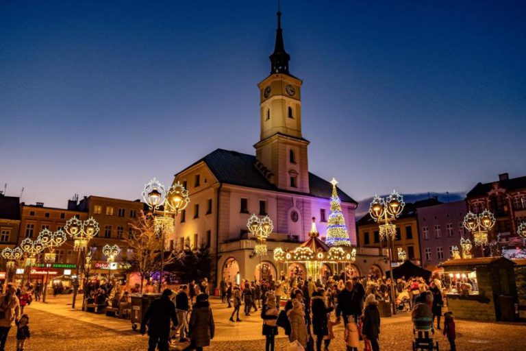 Na Rynku znów będzie Jarmark Bożonarodzeniowy. Miasto szuka kupców