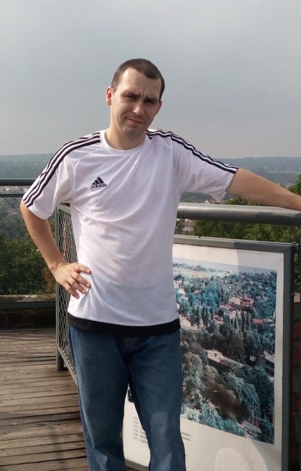 C83F1273 9230 4B22 85E9 0C1792085ACB