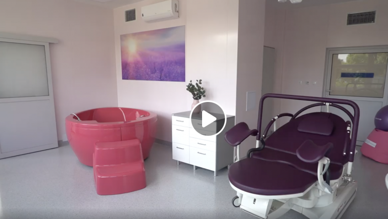 Nowoczesne jednoosobowe sale porodowe w gliwickim szpitalu (wideo)