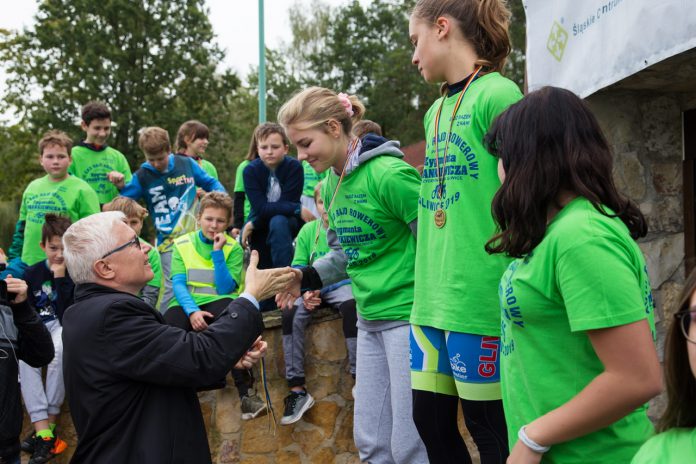 D5918E83 4C94 45F9 BB37 E4A7D419D5AB