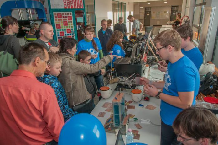 ED1588EC 90F4 4579 A46A 268D38BE35B4