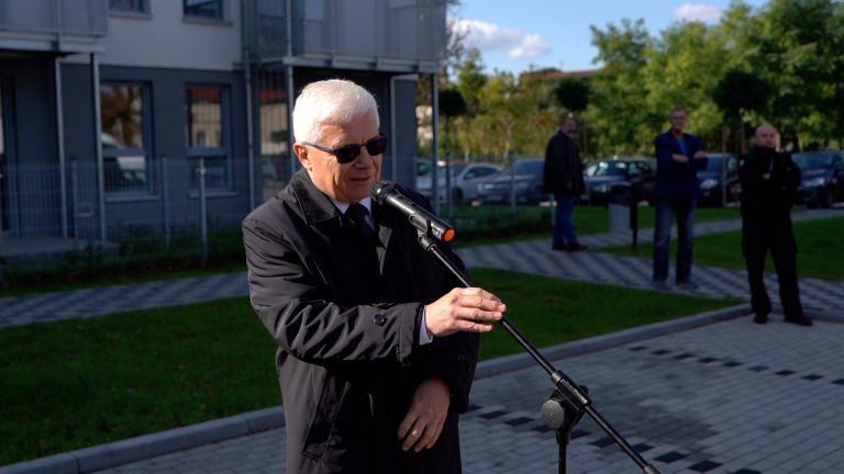 Neumann wychodzi do ludzi