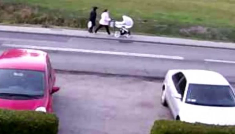 Kobieta zginęła na chodniku. Policja szuka świadków