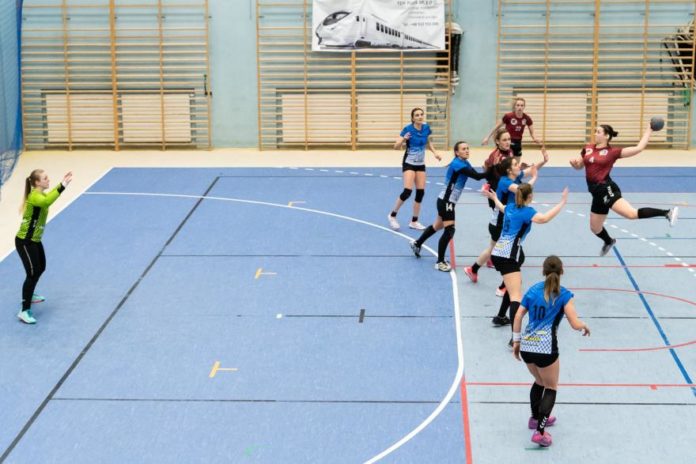 D8A9CA7A EA80 407A 819B CBDA8AFE801E