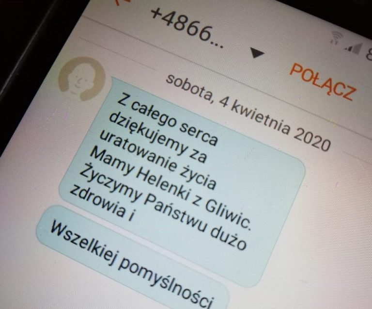 Policjanci i ratownicy ocalili życie kobiety. Dostali SMS z podziękowaniami
