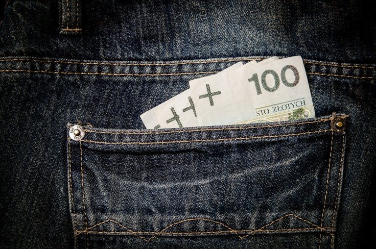 Przedsiębiorcy zwolnieni z ZUS przez 3 miesiące. Oto szczegóły