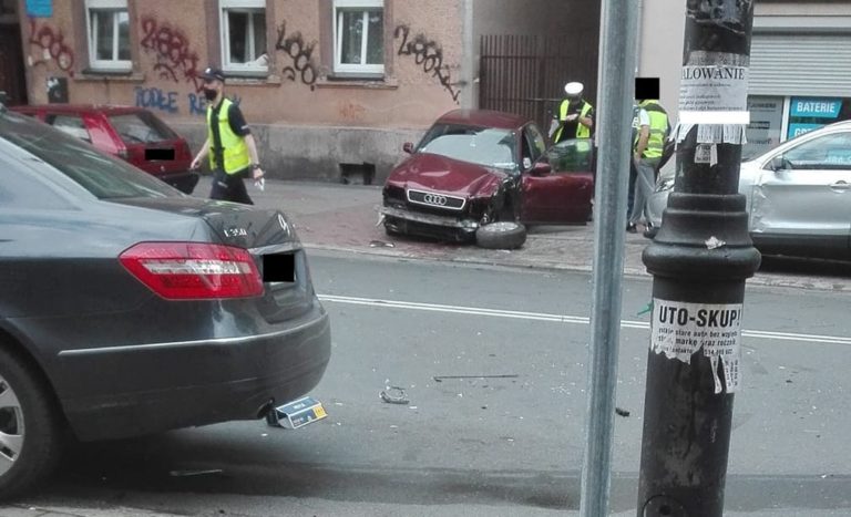 Wypadek na Rybnickiej w Gliwicach. Droga była zablokowana