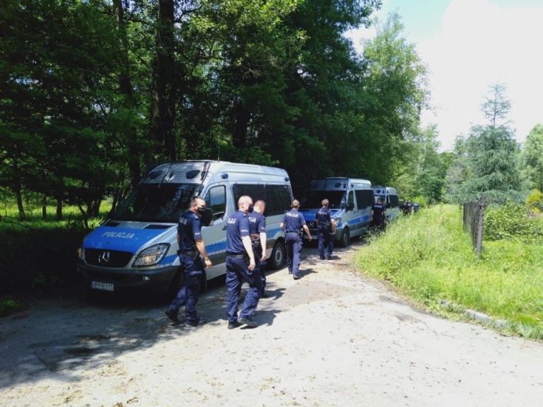 Trwają poszukiwania zaginionego. Znaleziono jego rzeczy