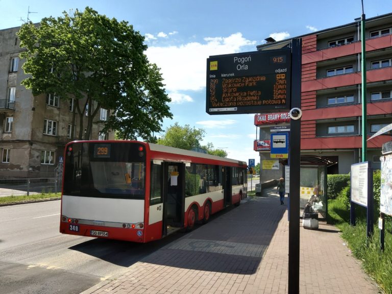 W Gliwicach staną kolejne tablice informacyjne na przystankach