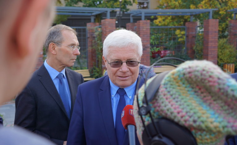 Poszukiwana kolejna osoba, która zadba m.in. o wizerunek prezydenta Neumanna
