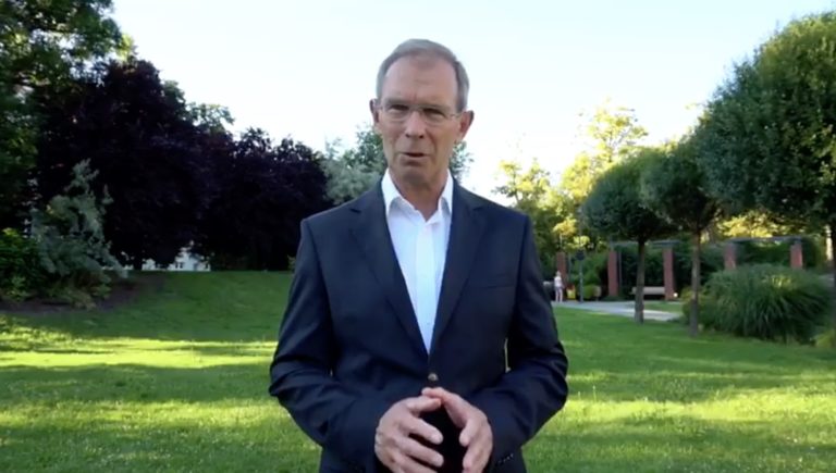 Z. Frankiewicz mówi o zatrzymaniu rozkradania majątku Polaków