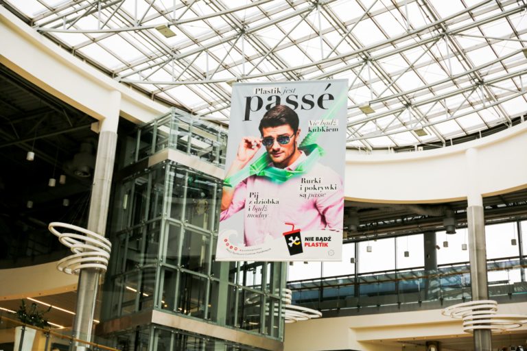 Forum mówi: Nie bądź plastik. Zachęcają do ograniczania plastikowych akcesoriów