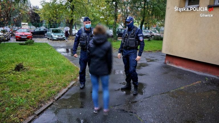 Policja kontroluje czy nosicie maseczki. Ponad 100 mandatów i 47 wniosków do sądu