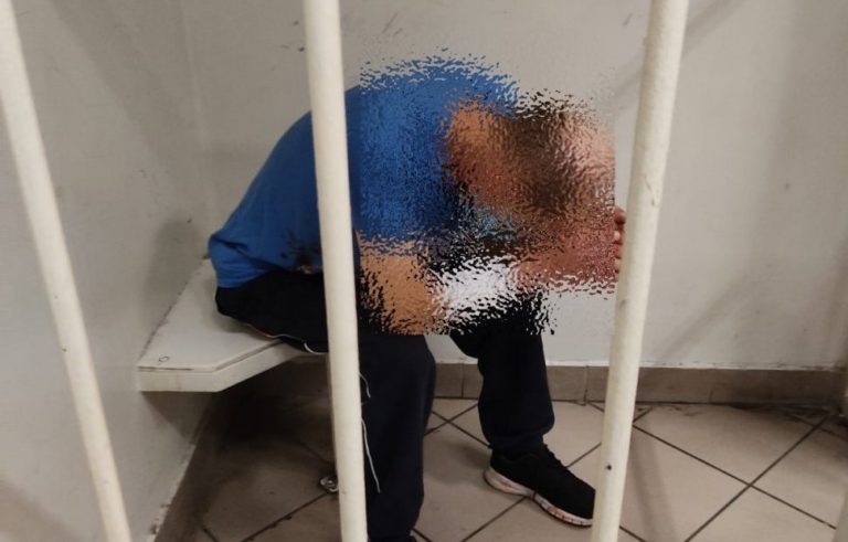 Bójka z użyciem noża. Mężczyzna leżał w kałuży krwi