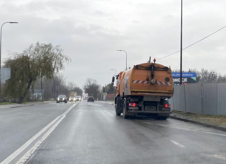 Zamiatarki wyjechały na ulice Gliwic