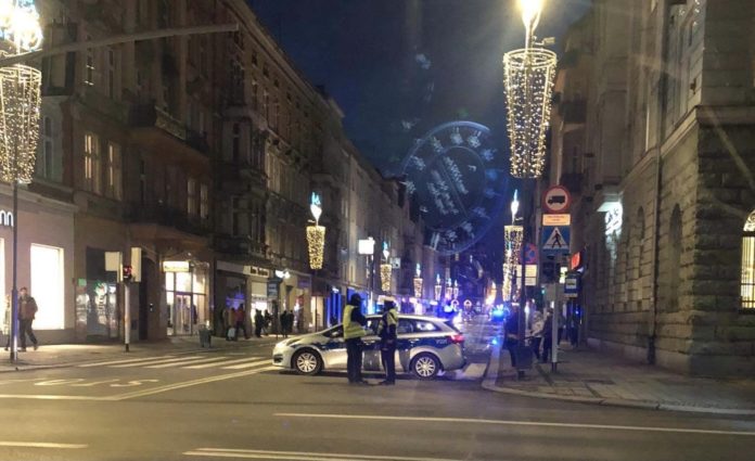 B3751E56 BB80 4461 B590 8759F6A8F0F3