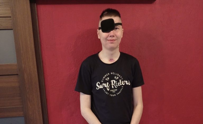 Adrian z Gliwic walczy z glejakiem. Pomóżmy mu