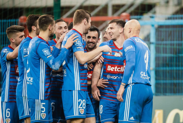 Piast Gliwice wygrał z Górnikiem Zabrze 2-0