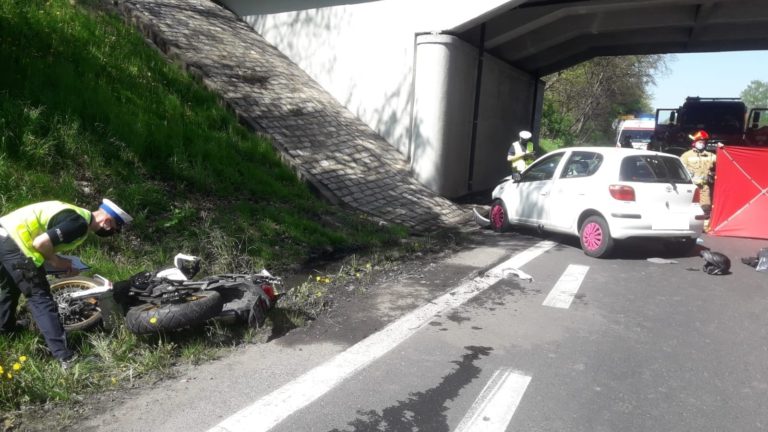 Dwa wypadki na DK88. Nie żyje motocyklista