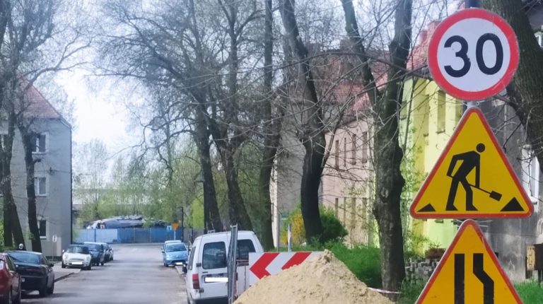 Remont ulicy w Gliwicach. Utrudnienia dla kierowców i pieszych