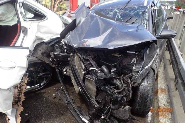 Śmiertelny wpadek na autostradzie A1. Zginął mężczyzna