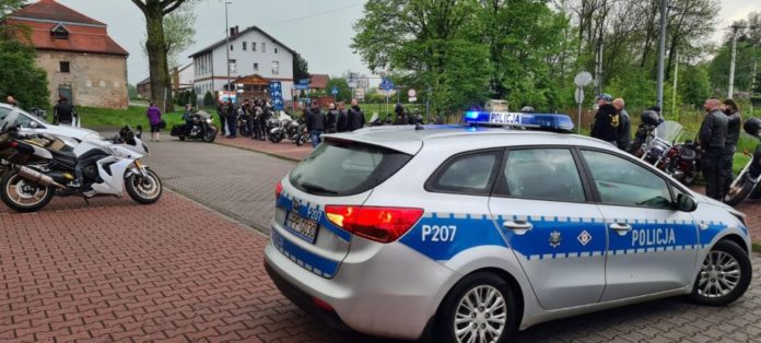 F29158AF A052 4EE1 B751 96E5A1FB0043