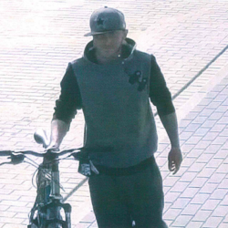 68873E58 5E20 4BAD BFE5 1C6F4351C795