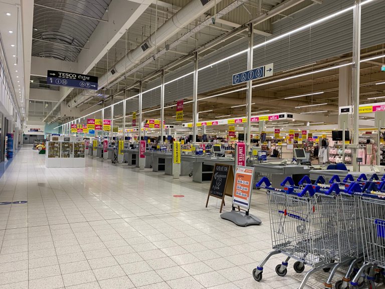 Tego dnia zamykają Tesco w Gliwicach