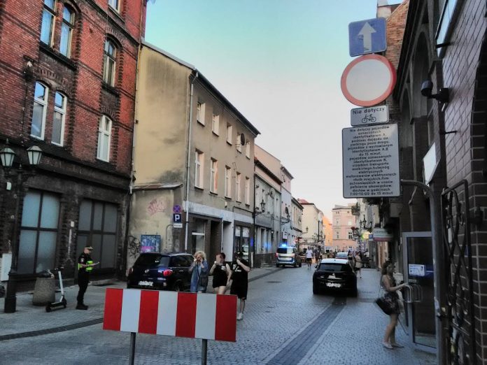 47F3FBC5 2539 41A6 A100 341B1CCE818E