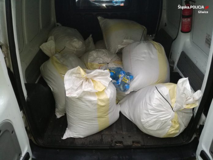 198A5B4E 3869 4C83 B517 013948EACE92