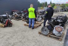 Policja rozbiła samochodową grupę przestępczą 35 670225