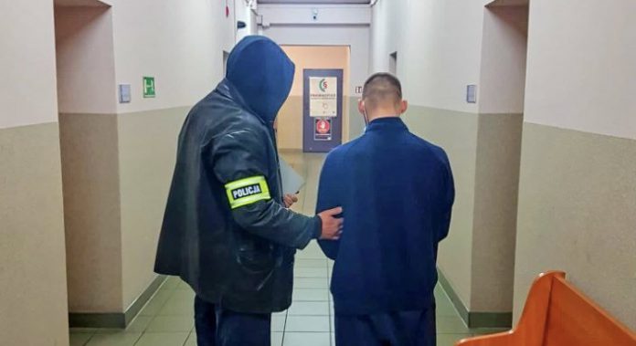 1644F7F4 C7FA 4AA6 9EA4 639BC9BCCF70