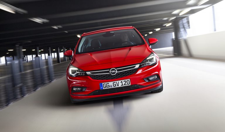 Ostatni Opel Astra zjechał dzisiaj z taśmy fabryki w Gliwicach