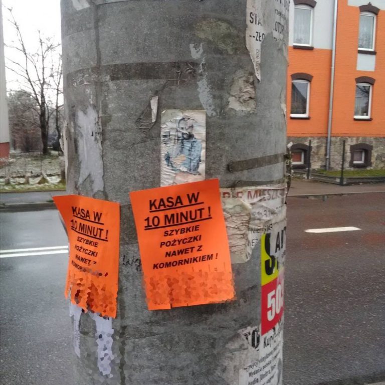 Brawurowa akcja straży miejskiej. „Ujęliśmy mężczyznę rozwieszającego ulotki”