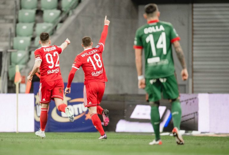 Piast wygrał we Wrocławiu. Popis Kamila Wilczka
