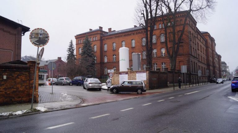 Wraca stara organizacja ruchu przy szpitalu