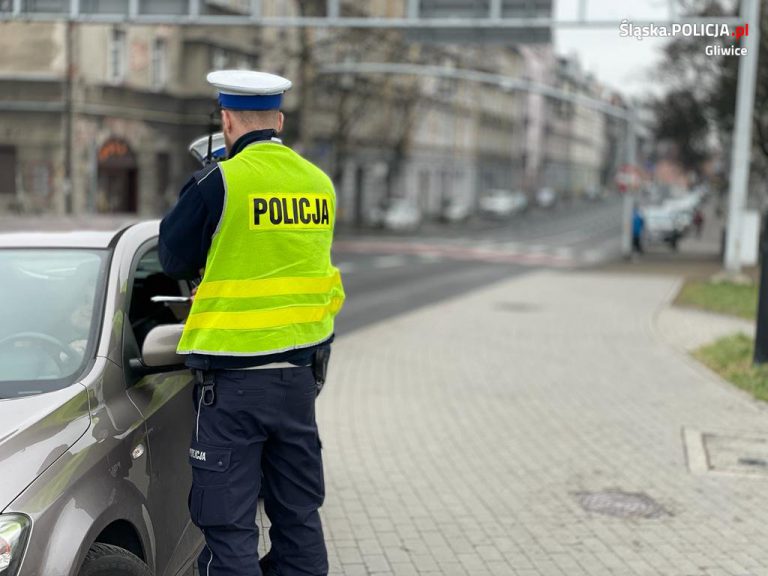 Pijani w samochodach i na rowerach. Policja zatrzymała kilka osób