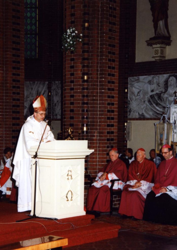 Ingres bp. Wieczorka do gliwickiej katedry