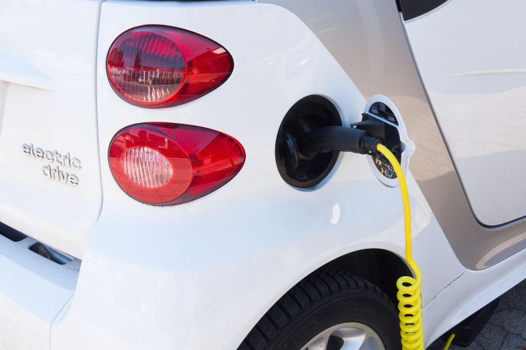 Samorząd kupi samochody elektryczne