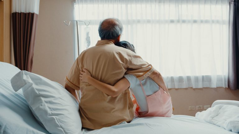 Materace dla seniorów – jak o nie dbać?
