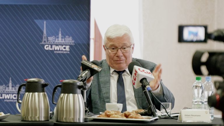 Gliwiczanie zapłacą wyższy podatek od nieruchomości. Tego chciał prezydent Neumann