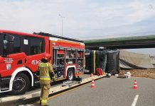 Ciężarówka przewróciła się na autostradzie A1