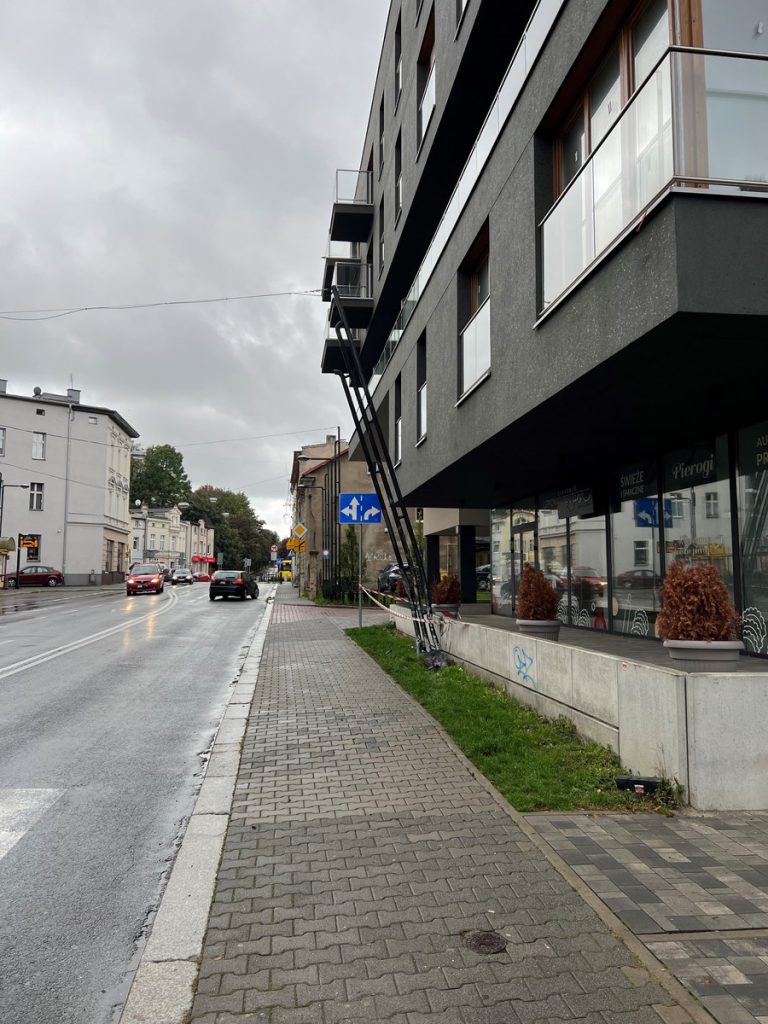 Pościg ulicami Gliwic zakończony na latarni