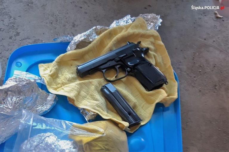 Potężne uderzenie w narkobiznes. Zatrzymano kilka osób