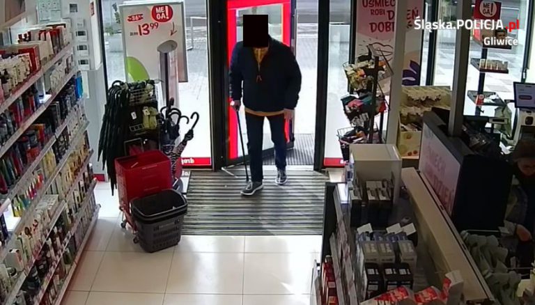 Tego mężczyzny szuka policja, ale na razie nie publikuje zdjęć z widoczną twarzą