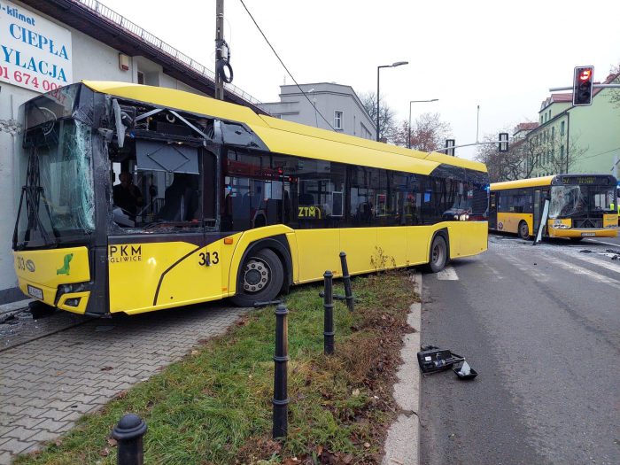 Wypadek autobusów Gliwice 
